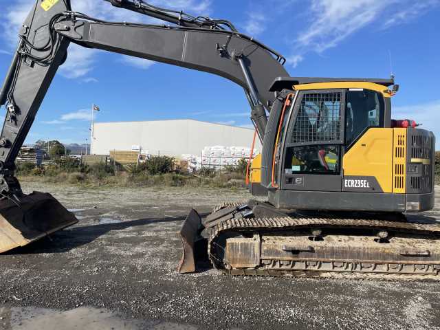 Used 2018 Volvo ECR235EL Excavator - U5144