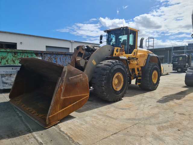 Used 2013 Volvo L250G Wheeled Loader U4615