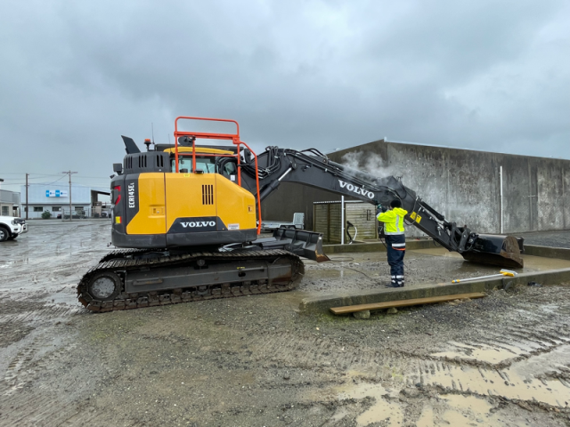 Used 2021 Volvo ECR145EL Excavator - FSOB37