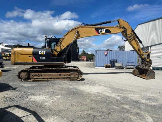 Used CAT 320D Excavator - U5069