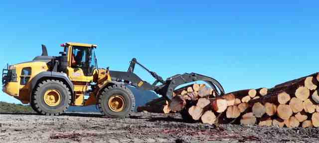 Short film of Volvo forestry equipment 