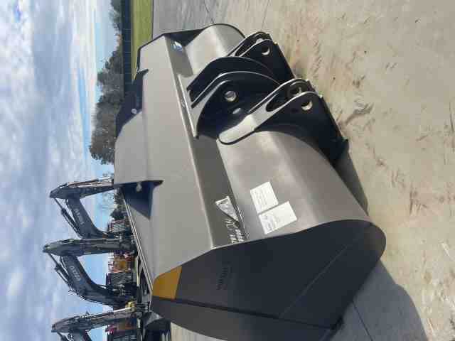 6.1m3 3400mm GP Pin on Bucket - L220H